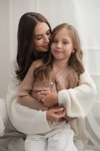 Заказать семейную фотосессию в студии с детьми в Самаре  от Fashion Box
 – фото № 3