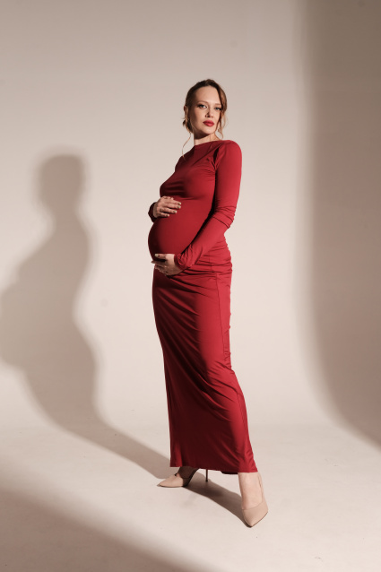 Заказать фотосессию для беременных в студии от компании Fashion Box в Самаре
 – фото № 7