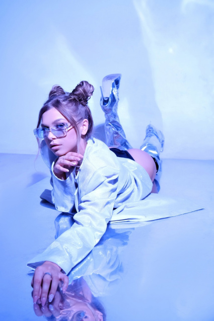 Заказать индивидуальную фотосессию в 2-х образах в Самаре по лучшим ценам от компании Fashion Box
 – фото № 12