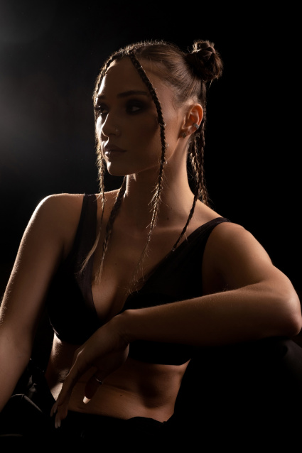 Заказать фотосессию в стиле Ню в 2-х образах в Самаре от сети фотостудии Fashion Box

 – фото № 13