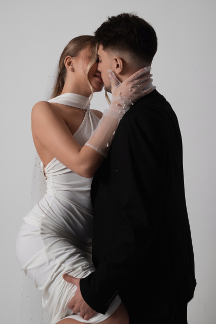 Свадебная фотосессия в Самаре — стиль, чувства и незабываемые кадры – фото № 9